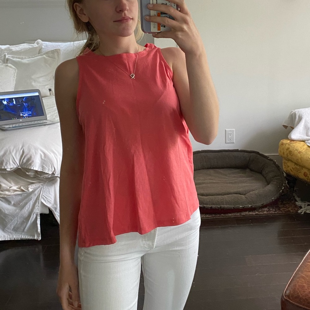 dark pink tank top